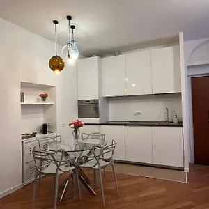 Appartamento Casa Vercelli Delizioso Bilocale Moderno Nella Vecchia, Milano
